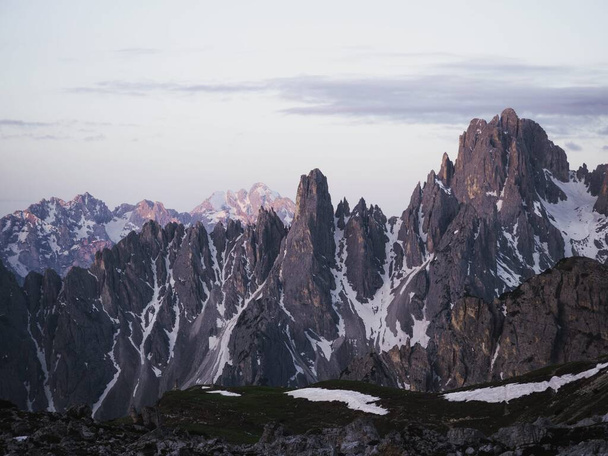 Alpine panoraama Cadini di Misurina vuorijono ryhmä Tre Cime di Lavaredo huippu huippukokouksessa Sexten Dolomites Belluno Etelä-Tiroli Italia Alpit Eurooppa - Valokuva, kuva