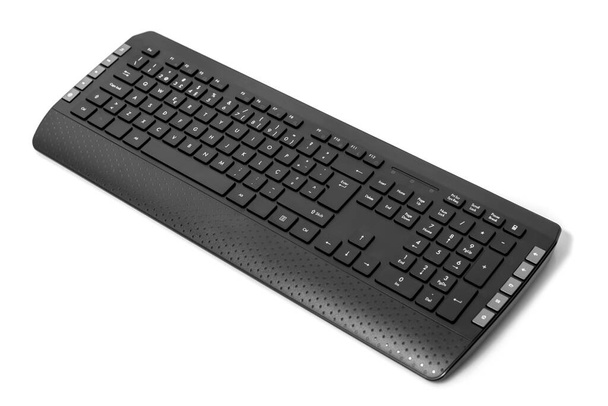 Close up widok bezprzewodowej czarnej klawiatury komputera osobistego. - Zdjęcie, obraz