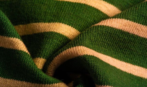  tissu à rayures de laine vertes et blanches, tricot de laine élégant et agréable à travailler. Idéal pour vos projets. Texture, motif - Photo, image