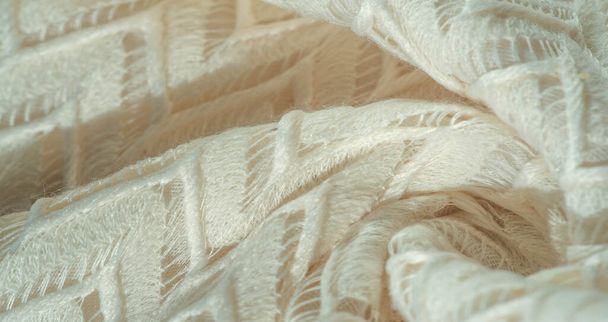 tela blanca, encaje de seda de múltiples capas, chal de punto de invierno liso premium. Textura, fondo, patrón, seda - Foto, imagen