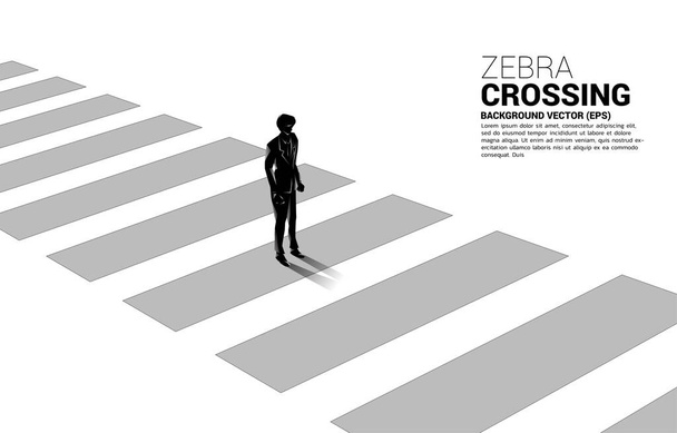Silhouette di uomo d'affari in piedi su attraversamento zebra. Concetto di zona sicura e tabella di marcia aziendale. - Vettoriali, immagini