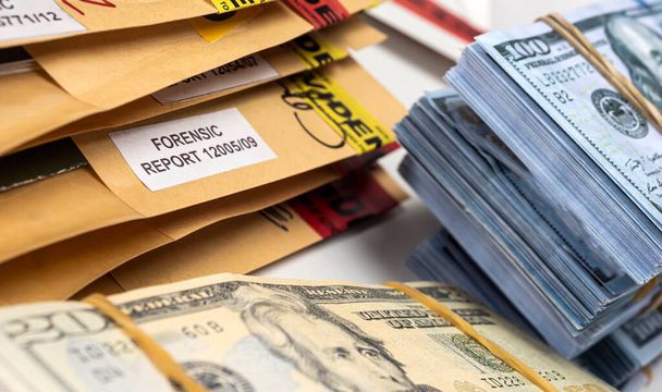 Долларовые счета в уголовном розыске, концептуальный имидж - Фото, изображение