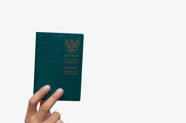 Vihreä passi Indonesian tasavalta eristyksissä valkoisella pohjalla - Valokuva, kuva