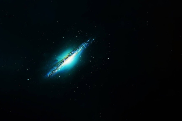 Karanlık bir arka planda küçük bir galaksi. Bu görüntünün elementleri NASA tarafından döşendi. Yüksek kalite fotoğraf - Fotoğraf, Görsel