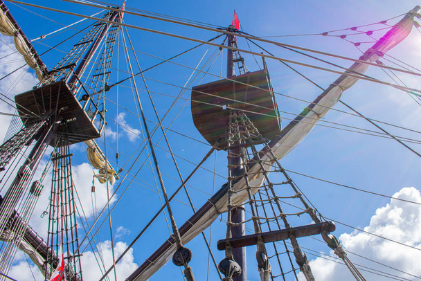 a mast retracted from a 16th century spanish galleon - Photo, Image