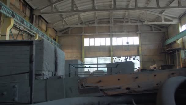 Τα ερείπια του εγκαταλελειμμένου κτιρίου - Πλάνα, βίντεο