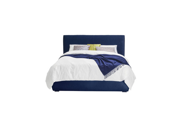 Modernes Bett mit Decke und Kissen isoliert auf weiß - Foto, Bild