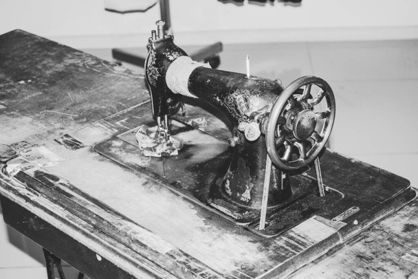 Old Vintage Antique German Sewing Machine - Foto, Imagem
