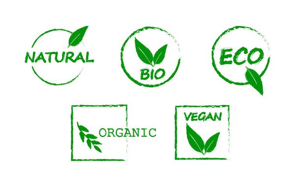 緑の製品のエンブレムを設定します。自然、バイオ、エコ、オーガニック、ビーガン. - ベクター画像