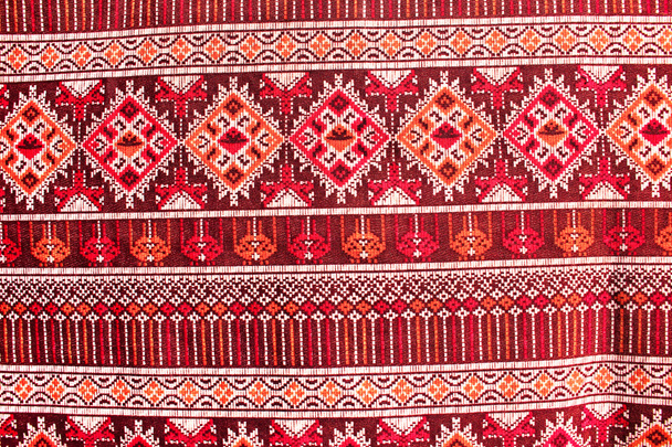populaire batik sarong patroon achtergrond in thailand, traditionele - Foto, afbeelding