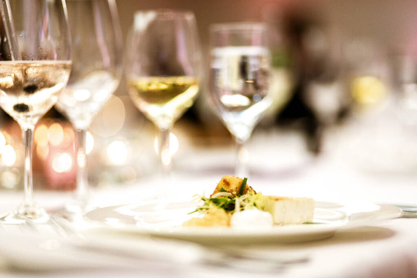 A closeup shot of a wedding meal served on a white plate - Φωτογραφία, εικόνα