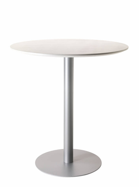 Mesa de café redonda com base de aço em um fundo branco  - Foto, Imagem