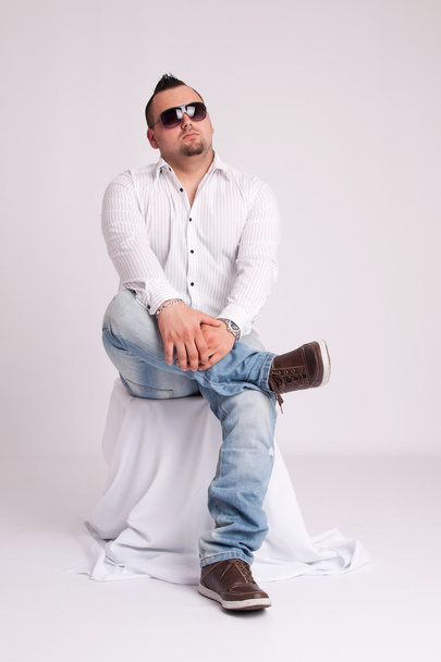 Young businessman in white shirt - Fotó, kép