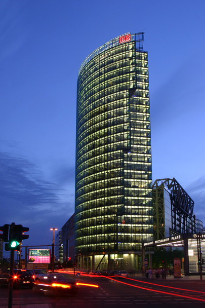 Hochhaus der Deutschen Bahn am potsdamer Platz - Foto, imagen