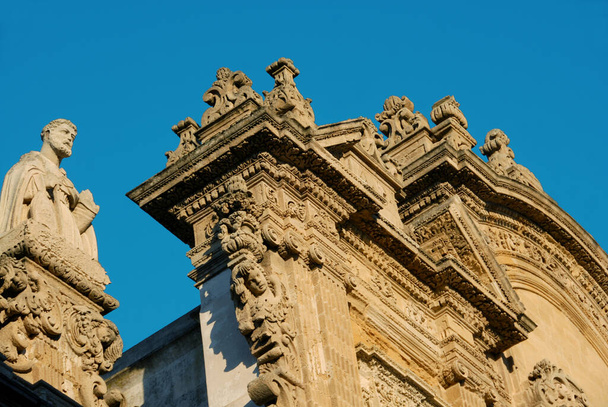 η μπαρόκ συν-καθεδρική βασιλική του Sant 'Agata είναι ο καθεδρικός ναός της Καλλίπολης, είναι αφιερωμένη στην Sant' Agata, πολιούχος της πόλης της Καλλίπολης. - Φωτογραφία, εικόνα