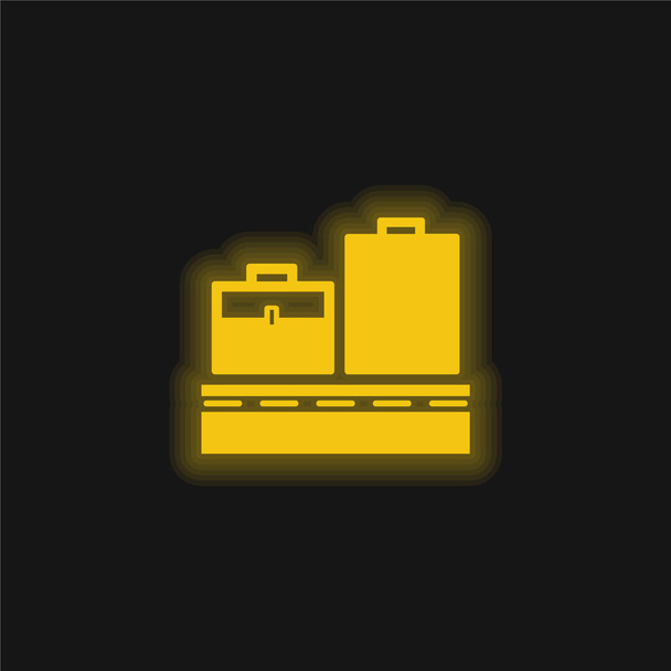 Baggage On Conveyor Band yellow glowing neon icon - Vector, Image