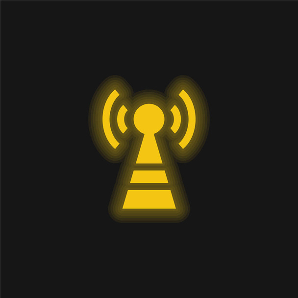 Antenna yellow glowing neon icon - Vector, Image