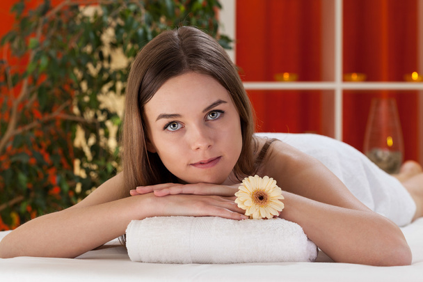 Portrait of a young girl at spa salon - Photo, image