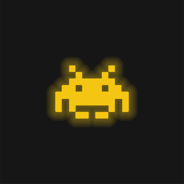 Alien Pixelated Σχήμα ενός ψηφιακού παιχνιδιού κίτρινο λαμπερό νέον εικονίδιο - Διάνυσμα, εικόνα