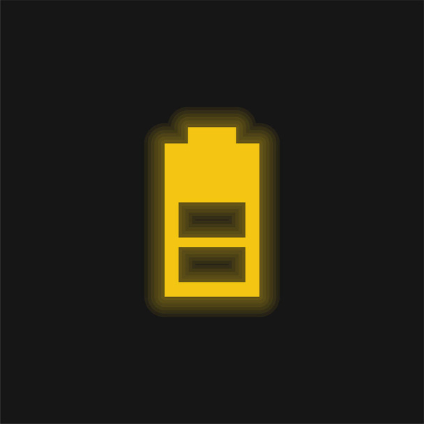 Batería con medio cargo amarillo brillante icono de neón - Vector, imagen
