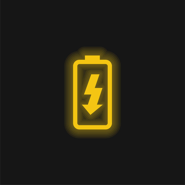 Battery Charge yellow glowing neon icon - Vector, Image