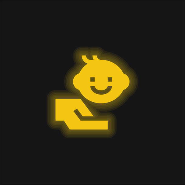Baby Boy yellow glowing neon icon - Vector, Image