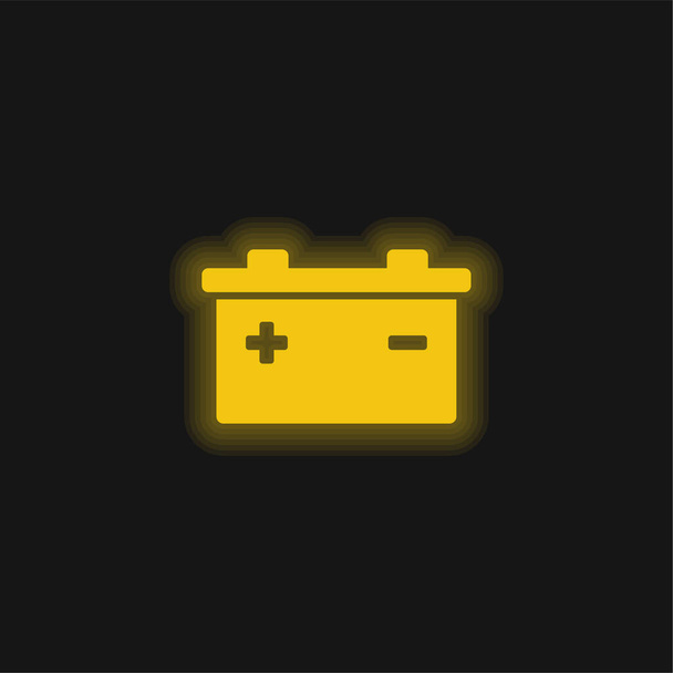 Батарея с положительными и отрицательными поляками символизирует желтый светящийся неоновый значок - Вектор,изображение