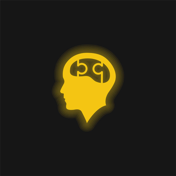 Лысый голова с головоломкой мозга желтый светящийся неоновый значок - Вектор,изображение