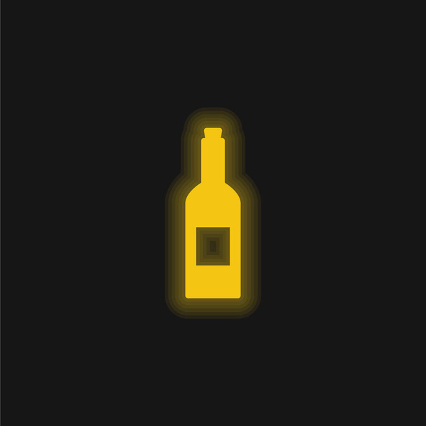 Bottle Of Wine yellow glowing neon icon - Vector, Image
