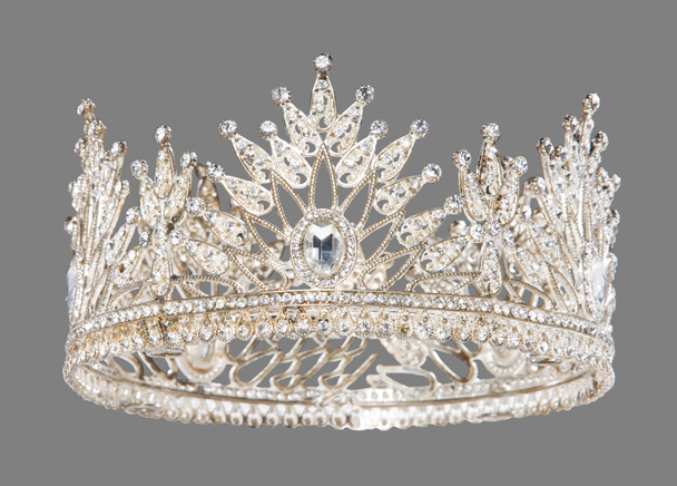 Błyszczący Diamentowa Korona pełny rozmiar dla Miss konkursu piękności królowej na szarym tle izolowane - Zdjęcie, obraz