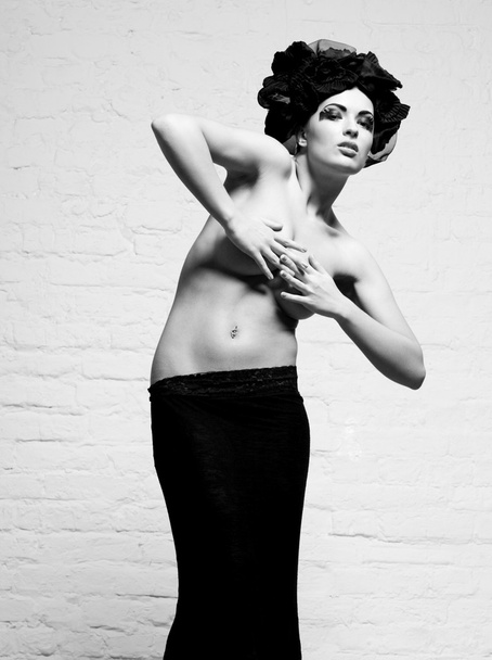 černé a bílé fotografie luxusní ženy - Fotografie, Obrázek