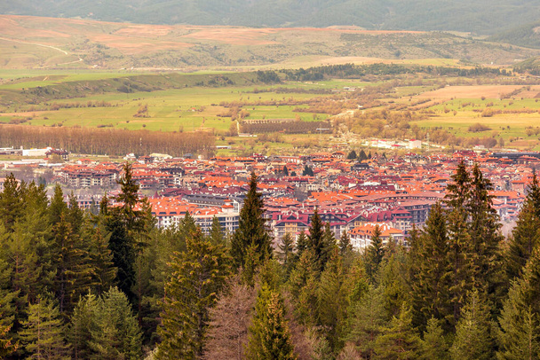 Panorama da cidade de verão em Bansko, Bulgária - Foto, Imagem