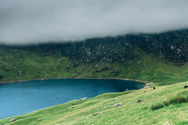 Krásné krajinné panorama národního parku Snowdonia v severním Walesu, Velká Británie - Fotografie, Obrázek