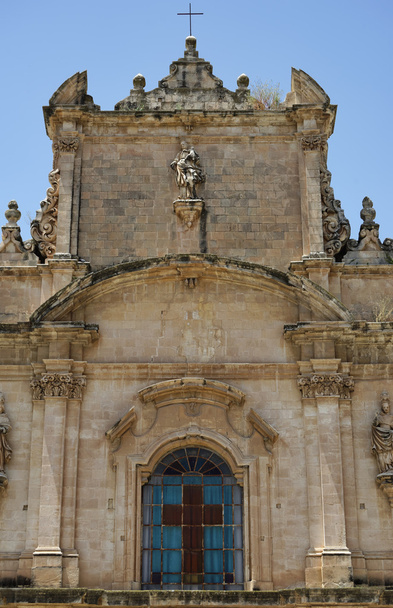 Italia, Sicilia, Scicli, la iglesia Madonna Del Carmine fachada barroca
 - Foto, Imagen