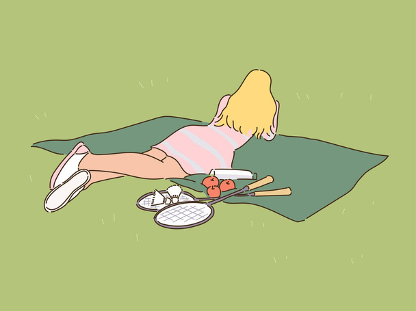 Una ragazza è sdraiata su un tappeto nel parco. illustrazioni di disegno vettoriale stile disegnato a mano. - Vettoriali, immagini