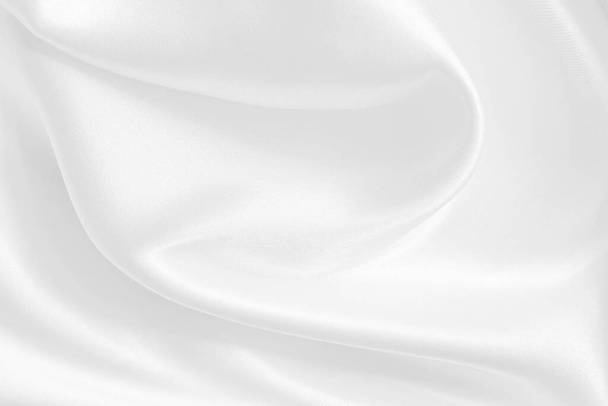 Weißes Tuch Hintergrund abstrakt mit weichen Wellen - Foto, Bild