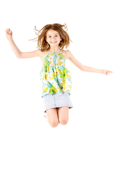 Little girl jumping - Foto, Imagen