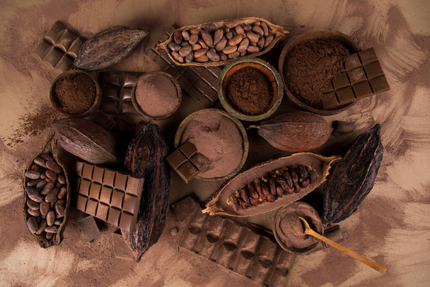 Kolekce čokolády, kakaový lusk, sladký bonbón, dezert - Fotografie, Obrázek