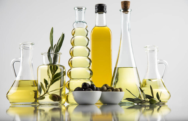 olive extra vierge, produits à base d'huile - Photo, image