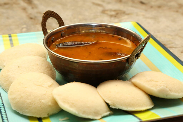 Nourriture du sud de l'Inde idly et sambar - Photo, image