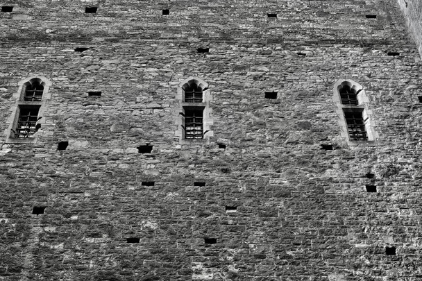 Кастелл-Кох в Южном Уэльсе, древняя достопримечательность недалеко от столицы Кардиффа - Фото, изображение