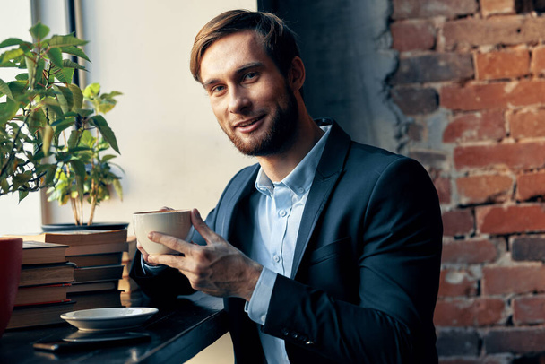 business man in suit cafe leisure executive lifestyle finance - Valokuva, kuva