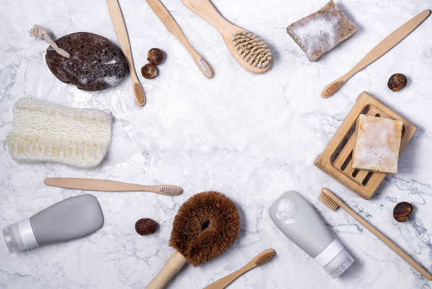 Conjunto de sabão Eco Bag, escova de dentes de bambu, escova natural Eco cosméticos produtos e ferramentas. Sem desperdício, sem plástico. Conceito de estilo de vida sustentável. - Foto, Imagem