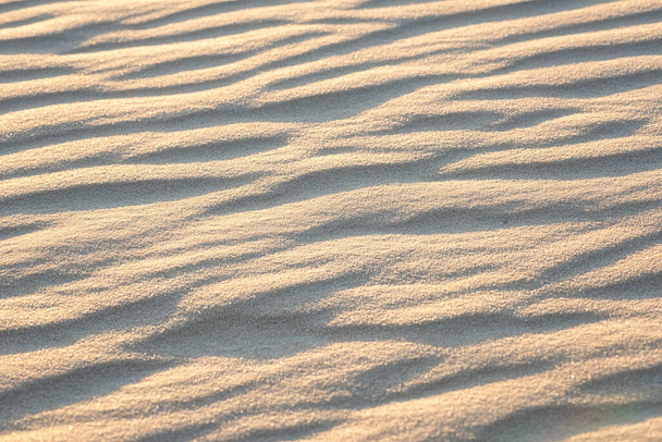 Піщані дюни в пустелі, природний абстрактний фон, текстура крупним планом
 - Фото, зображення
