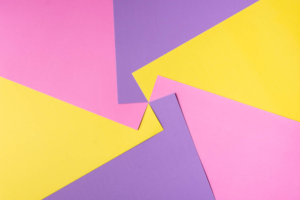 Color Wheel Red Origami Stock Photos yellow pink purple gradient - Zdjęcie, obraz