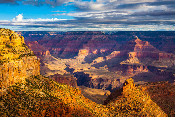 Εθνικό Πάρκο Grand Canyon στο Sunrise - Φωτογραφία, εικόνα