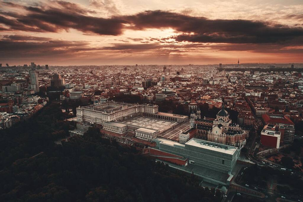 Royal Palace aerial view at sunrise in Madrid, Spain. - Foto, Bild