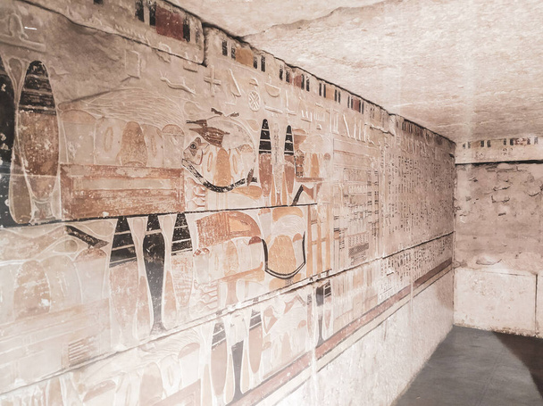 Egyptin antiikkimuseo, joka tunnetaan yleisesti Egyptin museona, Kairossa, Egyptissä - Valokuva, kuva