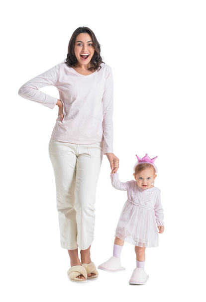 幸せな女性と彼女の小さな娘上の白い背景 - 写真・画像