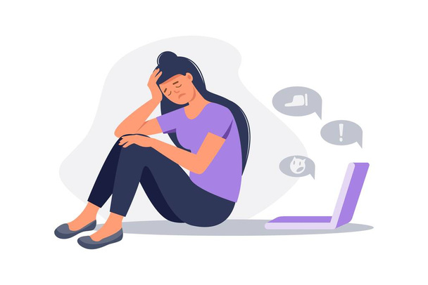 Depressziós nő ül a padlón a laptop képernyője előtt, üzenetbuborékokkal körülvéve. Cyber zaklatás a közösségi oldalakon és online visszaélés koncepció. Vektor lapos rajzfilm illusztráció - Vektor, kép